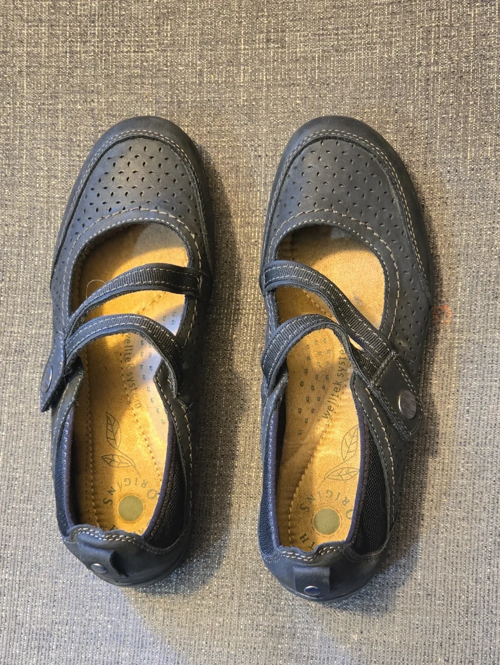 Earth Origins Black Tiffany Perforated Mary Jane Loafers